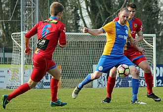 William Acke wordt geschaduwd door Glenn Lowet. (© foto Jeroen Goolaerts)