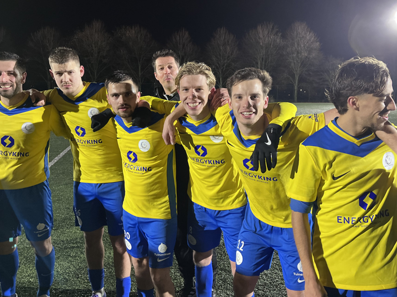 Aanvoerder Tom Goovaerts bezorgde Sporting op de valreep de drie punten. (© foto Jeroen Goolaerts)